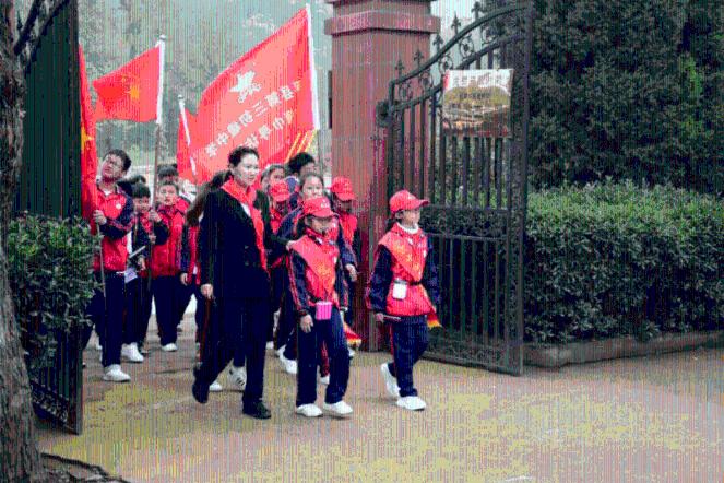 为什么熬夜易熬出阴虚火旺型失眠？游戏画面